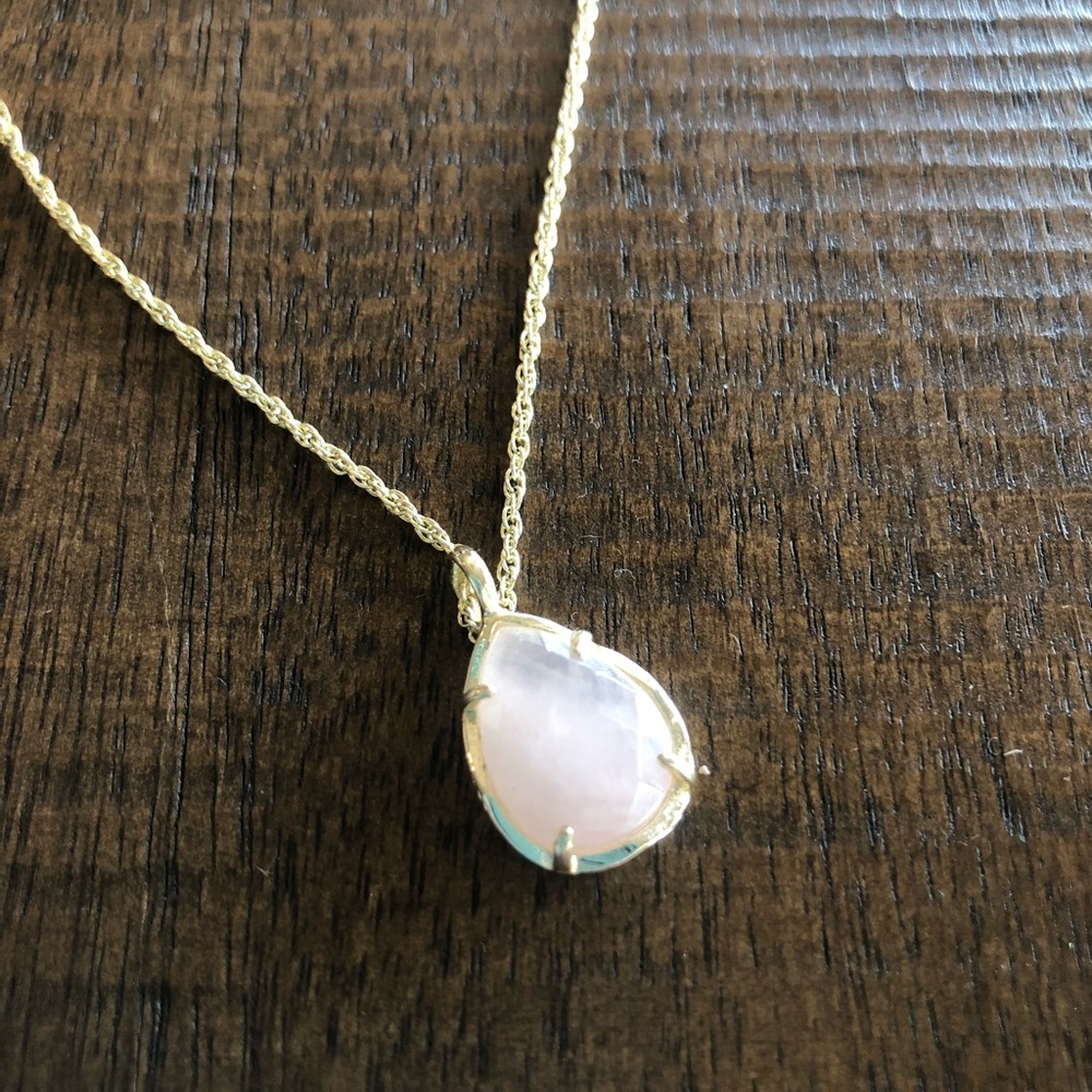 Kendra Scott Necklace in Rose Quartz